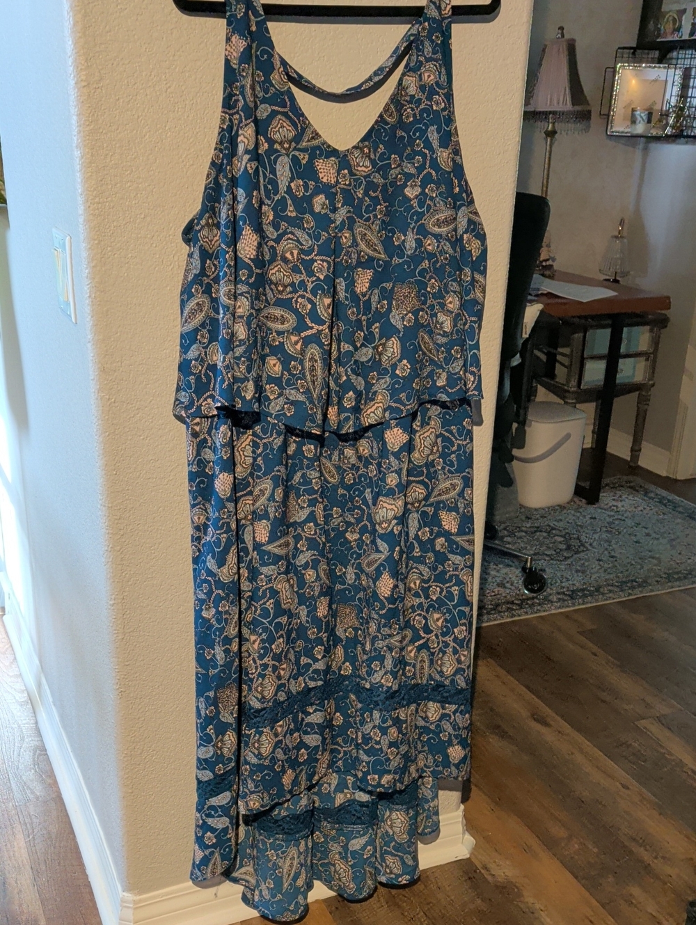 Boutique Blue Paisley Tiered Maxi Dress - Sleeveless 3X High Low